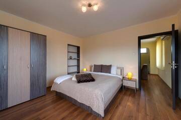 Фото номера Апартаменты с видом на горы Гостевой дом Marinovata Kashta Guest House г. Велики-Преслав 9