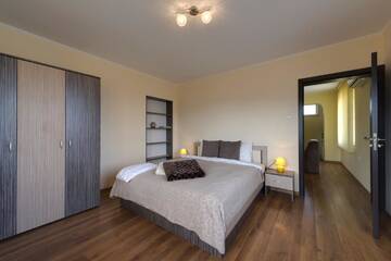 Фото номера Апартаменты с видом на горы Гостевой дом Marinovata Kashta Guest House г. Велики-Преслав 4